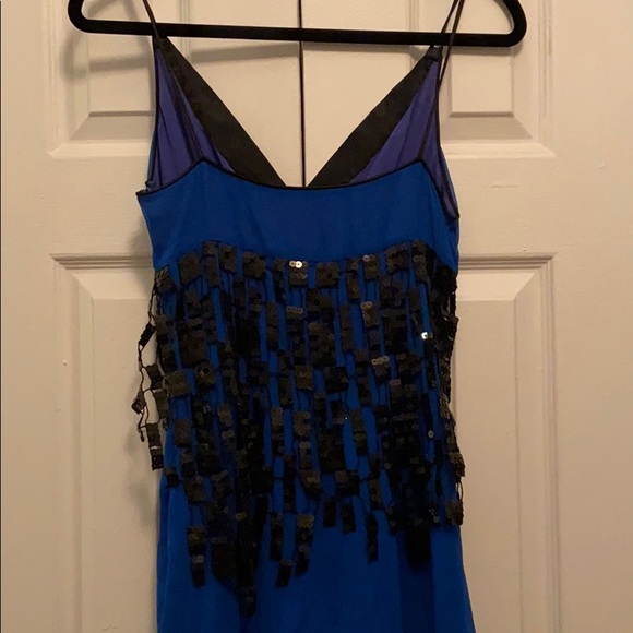 Blue evening dress with black sequin detailing - Picture 3 of 4
